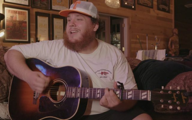 Luke Combs Dropped An Unreleased Song!