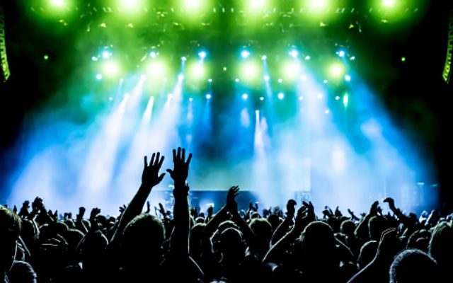 How Your Concert Ticket Refund Can Help Healthcare Workers