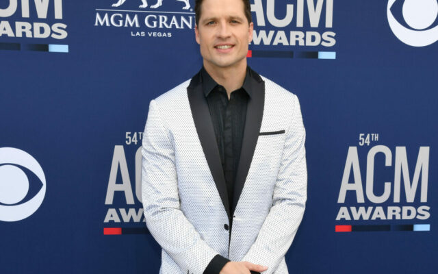 Walker Hayes announces first Arena Tour, with a stop in Cedar Rapids
